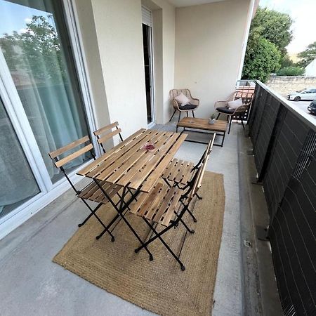 Joli Appt 45 M2 Avec Terrasse Apartment ลูเนล ภายนอก รูปภาพ
