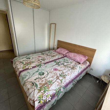 Joli Appt 45 M2 Avec Terrasse Apartment ลูเนล ภายนอก รูปภาพ